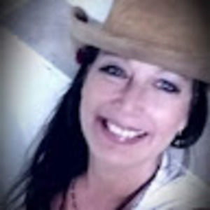 Meet your Posher, Carol